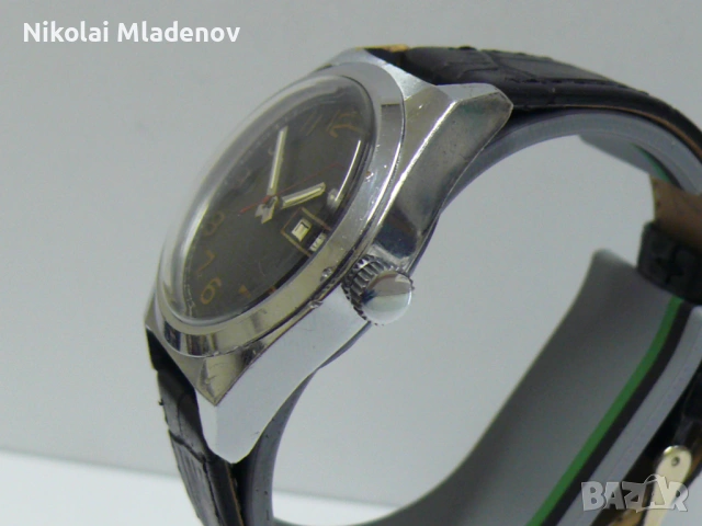 Съветски Ракета/Raketa Мъжки механичен ръчен часовник, работещ с Ден/Дата, снимка 2 - Мъжки - 53180382