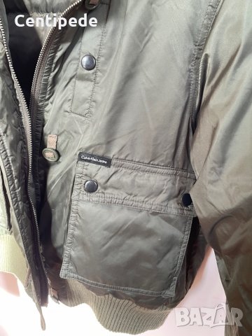 Оригинално кроп яке с пух Calvin Klein, снимка 7 - Якета - 35348218