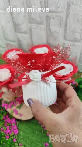 Бюджетен подарък в червено и бяло!!, снимка 2 - Декорация за дома - 48658891