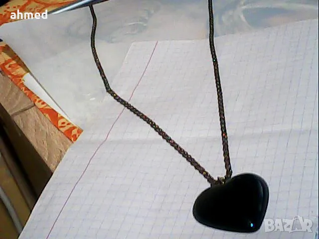 красив колие сес естествен камък