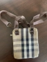 Burberry чантичка за през рамо, снимка 4