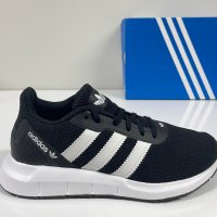 Adidas Swift Run, снимка 1 - Маратонки - 37894865