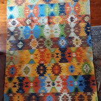 Уникален ръчно тъкан килим, снимка 1 - Антикварни и старинни предмети - 40382963