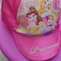 Нова шапка с принцеси на Дисни оригинал 52, снимка 4 - Шапки, шалове и ръкавици - 36706776