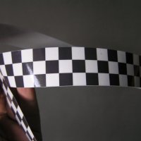 вратовръзка шахматна шарка ,кафе рейсър,шахматени лепенки, снимка 6 - Фен артикули - 22583101