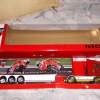 Iveco Stralis  Ducati Corse. Die-Cast1.43 Scale.Top top  top  Model., снимка 1 - Колекции - 42636462