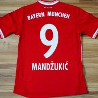 Оригинална тениска adidas Bayern Munich / Mario Mandžukić, снимка 2 - Футбол - 29225907