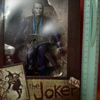 Екшън фигура на Joker (Хийт Леджър),нова с кутия, снимка 3 - Колекции - 35428799