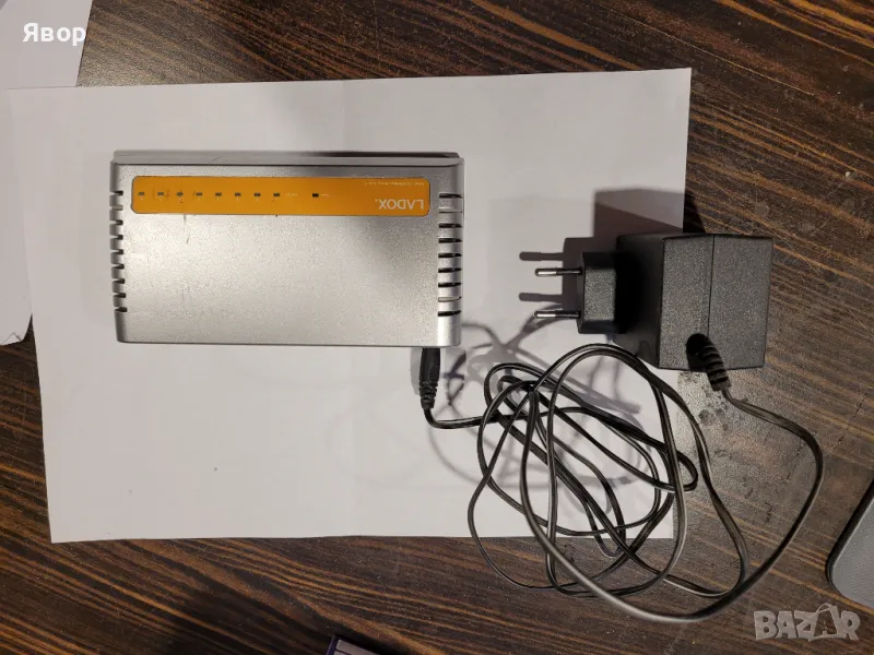 суич- swich – работещ 8 изхода , снимка 1