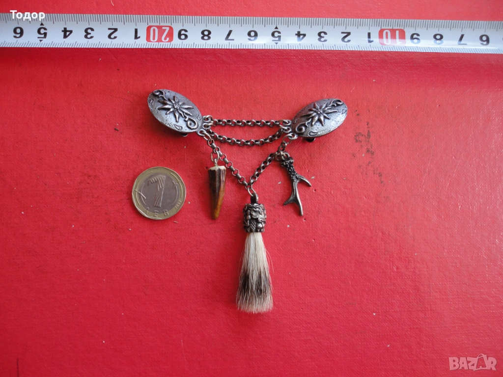 Ловен знак брошка значка , снимка 1