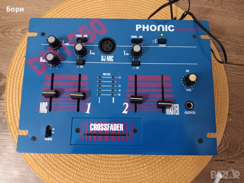 Phonic DM 1050 мишпулт/миксер, снимка 1