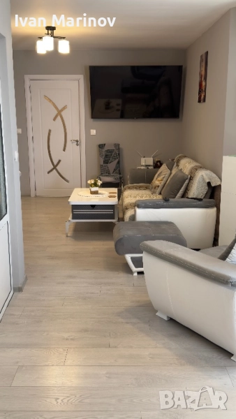 Апартамен кв.Акация зает до януари, снимка 1