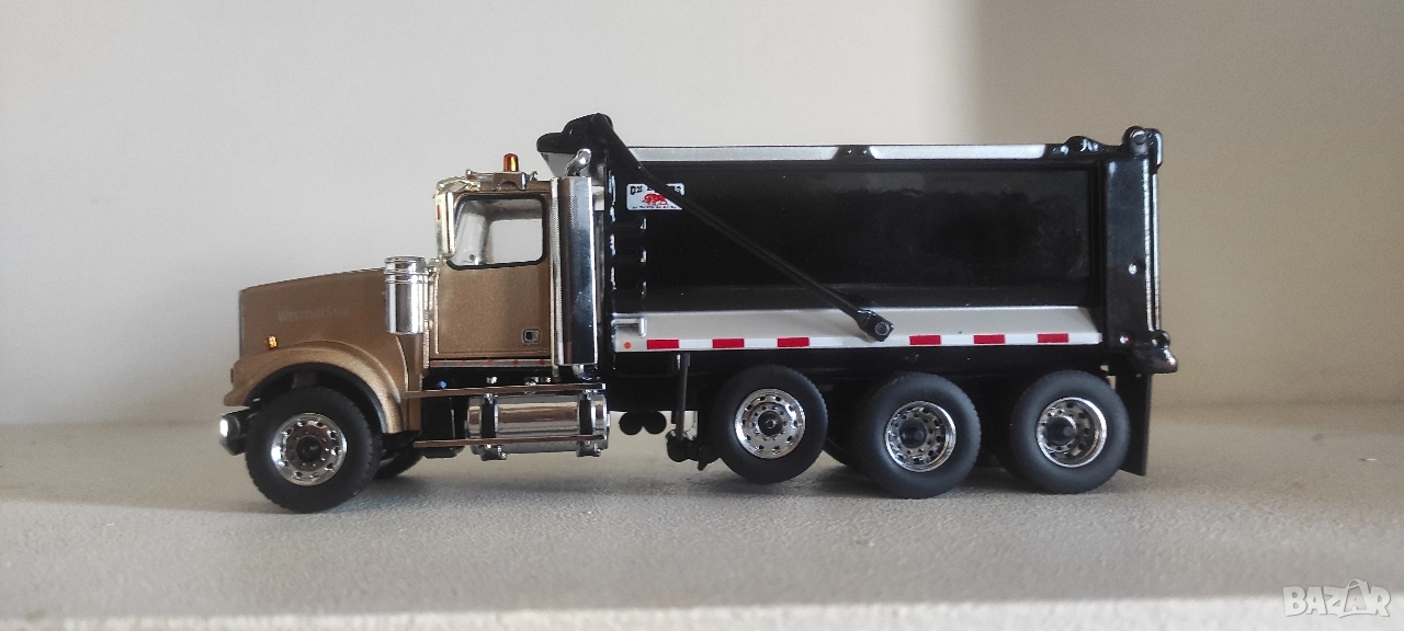 Метален камион самосвал 1:50, снимка 1