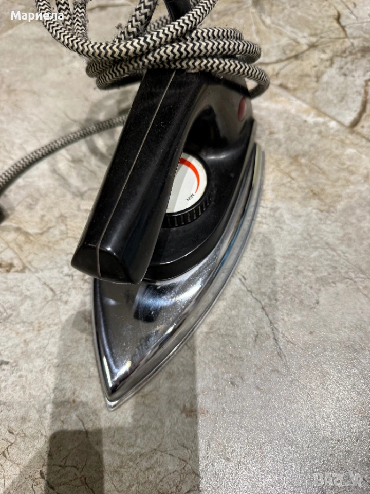 Стара ютия,цена 6 евро., снимка 1