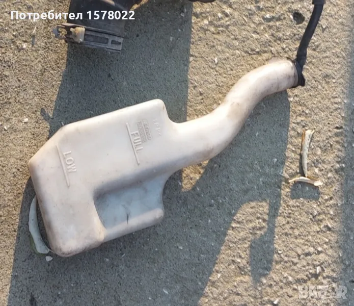 Разширителен съд(казанче)за антифриз Рав 4, снимка 1