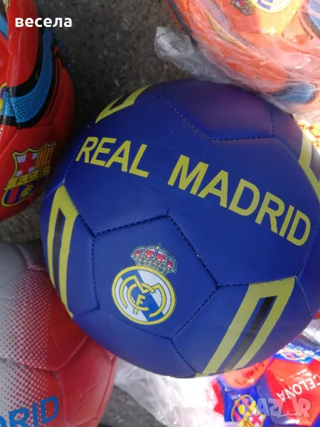 футболни топки, различни отбори, снимка 1