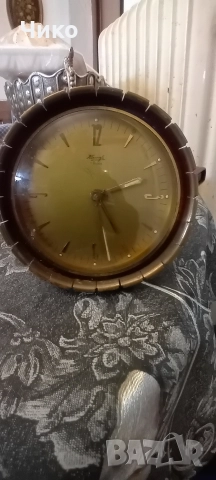 Стар настолен немски часовник , снимка 2 - Антикварни и старинни предмети - 52955056