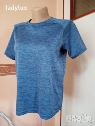 Under Armour Heatgear, Оригинална, Размер М/L. Код 1768, снимка 2 - Тениски - 36912451