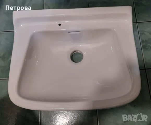 Порцеланова нова мивка от времето на соца