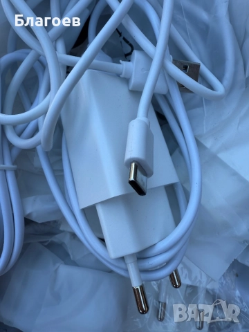 Зарядни/адаптери за мобилни телефони,часовници,блутут слушалки, снимка 2 - Оригинални зарядни - 52255496