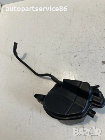 Вакуумен резервоар за Volvo C30 1.6 TDI (2012) , снимка 3 - Части - 54111760