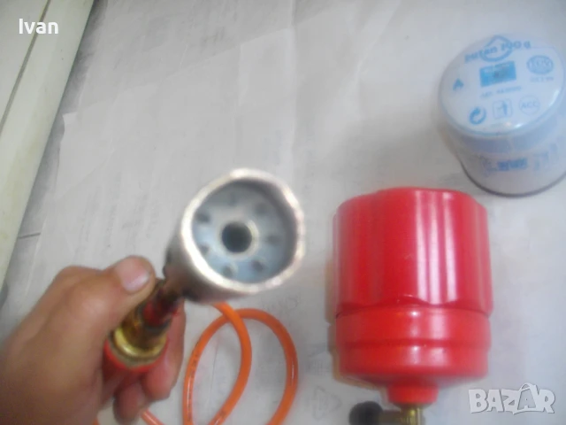 Мини бижутерска горелка за патрон газ пропан-бутан немска оригинална с маркуч и бутилка, снимка 18 - Други инструменти - 51251852