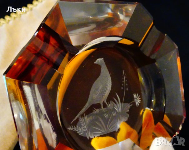 Пепелник цветен кристал Bohemia,фазан. , снимка 9 - Антикварни и старинни предмети - 30469193