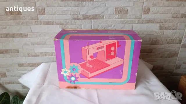 Стара детска шевна машина - PIKO - Made in GDR, снимка 8 - Антикварни и старинни предмети - 50093095