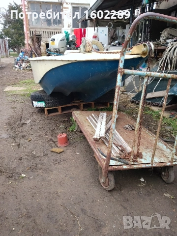 лодка за риболов , снимка 9 - Екипировка - 47533199