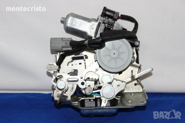 Брава заден капак Chrysler Grand Voyager (2008-2015г.) D76-61372-B / D7661372B, снимка 2 - Части - 38312334