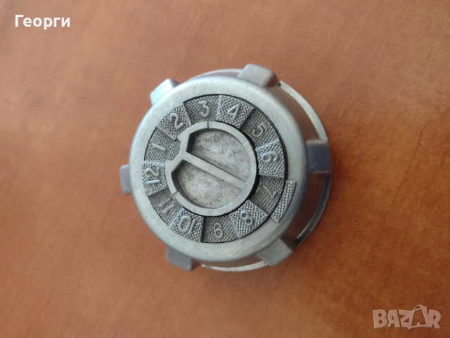 Капачка за резервоар, снимка 2 - Части - 51550968