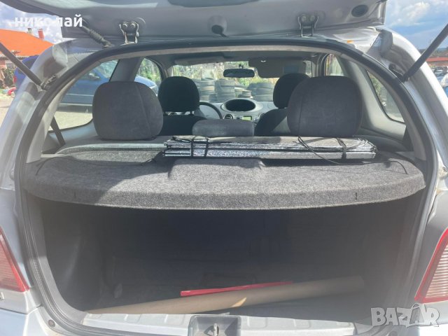 Toyota Yaris 1000 само на части, снимка 9 - Автомобили и джипове - 38542128