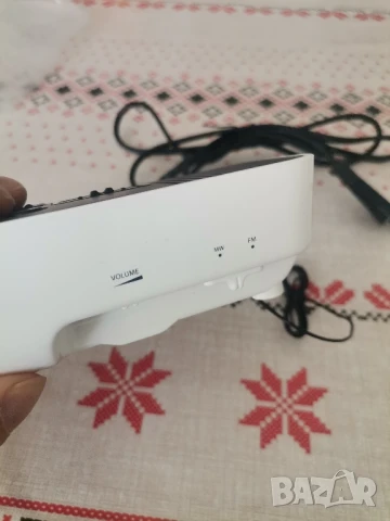 Радио с часовник филипс, снимка 4 - Радиокасетофони, транзистори - 47820083