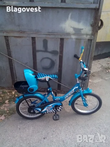 Синьо детско колело