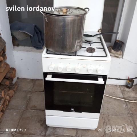 Готварска печка на газ , снимка 2 - Печки, фурни - 53218503