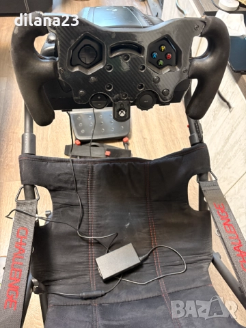 Гейминг оборудване – Xbox One S, Logitech G923, PlaySeat Challenge, снимка 4 - Игри за Xbox - 52898034