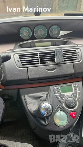 Ситроен С8 2.0 HDI, снимка 3 - Автомобили и джипове - 55985364
