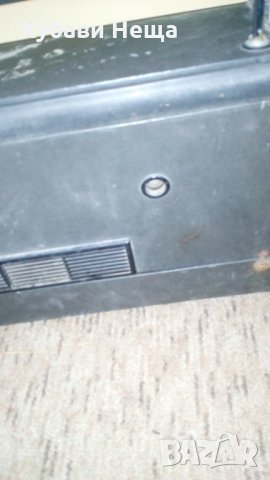 Радио - германско, старо, колекционерско   Радиото е налично., снимка 5 - Антикварни и старинни предмети - 30836638