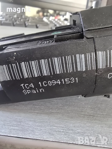 1C0941531 Ключ фарове за VW Golf 4 Passat Sharan Lupo Bora, снимка 2 - Части - 52927578