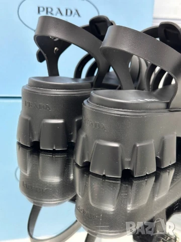 сандали prada , снимка 2 - Сандали - 51110736