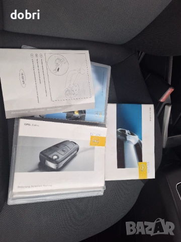 Опел Зафира 1.6 klimatik 7места, снимка 13 - Автомобили и джипове - 51973991