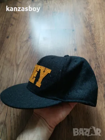 obey new era - страхотна шапка КАТО НОВА , снимка 4 - Шапки - 50292068