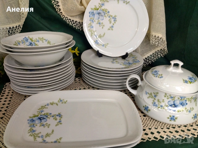 Mitterteich Bavaria сини цветя 