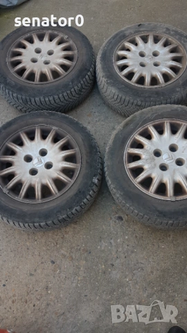 Алуминиеви джанти със зимни гуми-6мм грайфер
