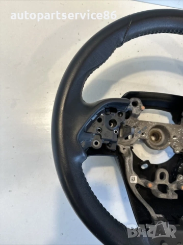 Волан черна кожа за Toyota Prius 1.8 Hybrid (2018), снимка 3 - Части - 54216993