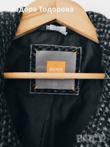 Палто Hugo boss , снимка 2 - Палта, манта - 47415088