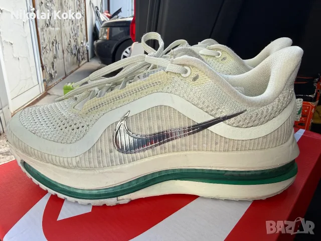 NIKE AIR ZOOM….