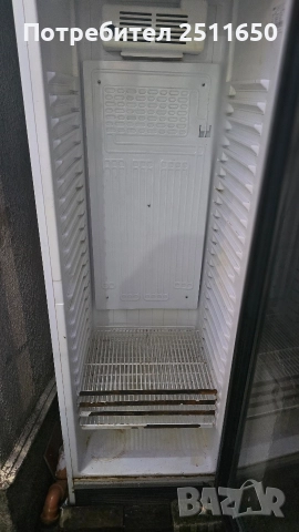 Продавам Хладилна витрина , снимка 2 - Витрини - 52986382