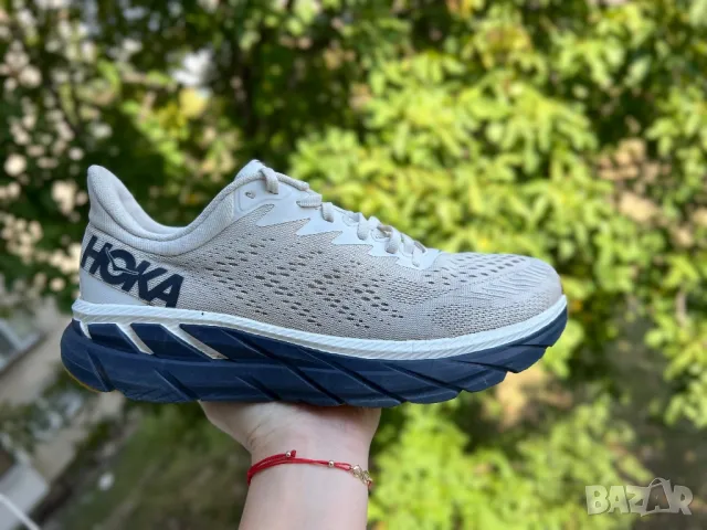 Hoka One One Clifton 7 — номер 42 2/3, снимка 1 - Маратонки - 47322398