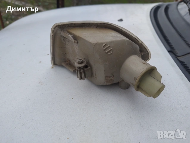 Мигач Десен За Опел Астра Ф 1996г / Opel Astra F 1996y, снимка 2 - Части - 54202943
